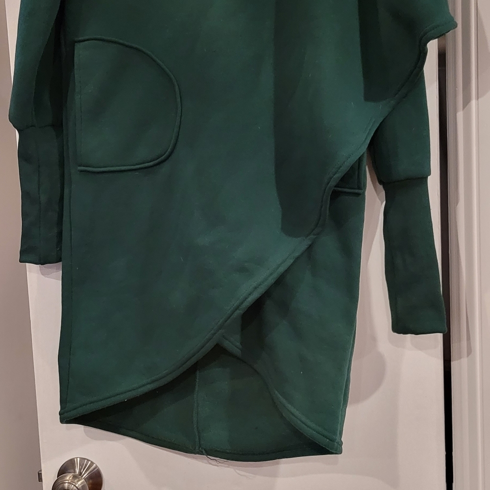 Sweater - Picture 3 of 4